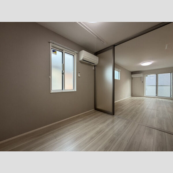 D-ROOM高井田元町の洋室