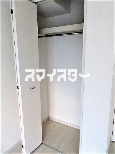 立川市高松町２丁目の賃貸マンションの収納