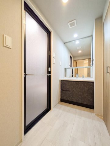 S-RESIDENCE大手門awesomeの独立洗面台