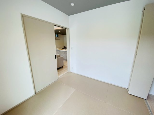 タマタウン大津町杉水／２号棟の和室