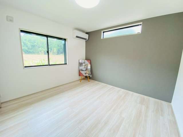 タマタウン大津町杉水／２号棟の洋室