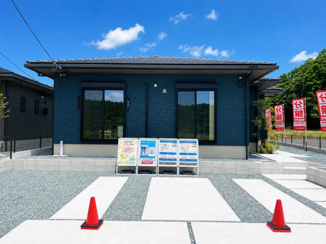 タマタウン大津町杉水／２号棟の外観