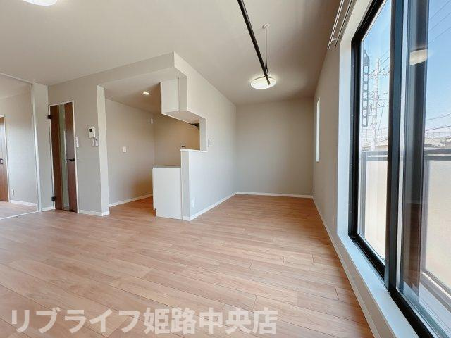 LINORE（リノア）の居間・リビング