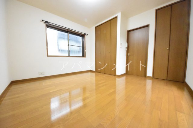 【居間・リビング】 | ハイネス小林Ｃ | 角部屋になります ！