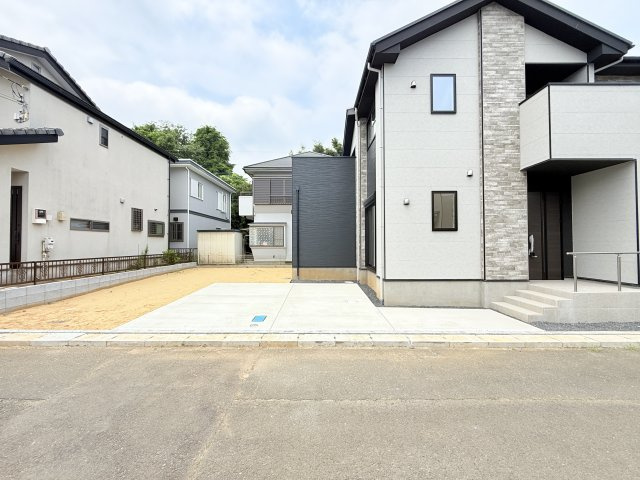 つくば市高見原9期　新築戸建て　1号棟の外観|当日予約・現地集合・現地解散でのご見学も大歓迎ですので、お気軽にお問い合わせください(*^^*)