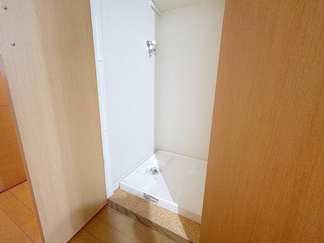ラフィネ樺島の設備|室内洗濯機置場