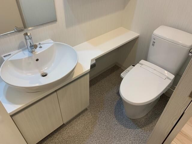 【トイレ】 | クレイシア板橋志村 | ゆったりとした空間のトイレです