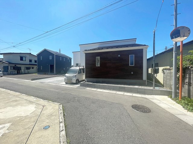 新築戸建・新築建売　会津若松市住吉町　城西小・第四中の前面道路含む現地写真|前面道路　東側公道　幅員4ｍ