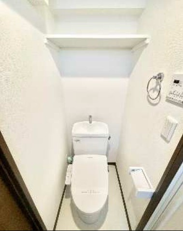 八王子市子安町１丁目の賃貸マンションのトイレ
