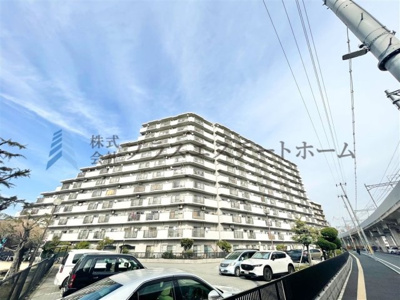 【外観】 | 明石ダイヤハイツ2号棟 | スーパーまで徒歩約3分♪毎日のお買物も楽々♪