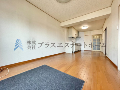 【洋室】 | 明石ダイヤハイツ2号棟 | 忙しい朝も安心のエレベーター2台完備♪