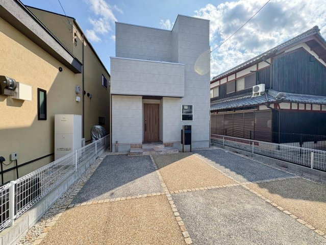 草津市木川町　中古戸建ての外観