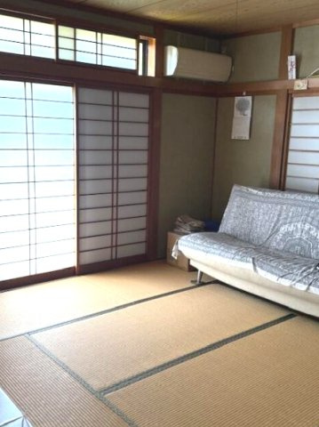 茂原市谷本　中古戸建の和室|平成7年2月築４SLDKカーポート2台 スーパーカスミ徒歩約10分 芝のお庭でドックランも可能です。