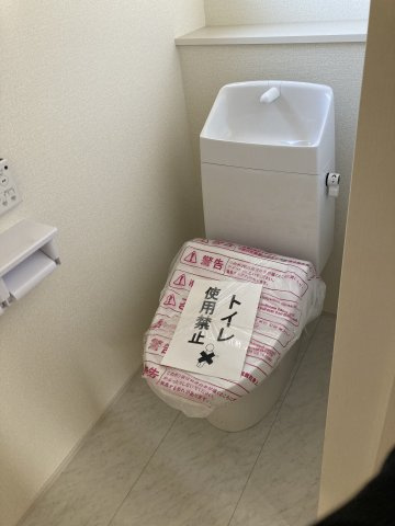 リーブルガーデンS第18渋川金井　6号棟のトイレ|【イメージ写真】2階トイレです。清潔感のある白を基調としています。