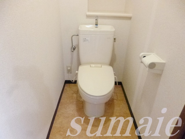 ラ・ポームのトイレ|個別のトイレは落ち着けますね
