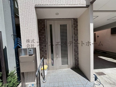 【玄関】 | 長田区水笠通3丁目　戸建て | 2012年築の鉄骨造りのお家♪