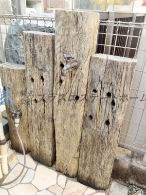 【その他】 | 北区花山中尾台　戸建 | ウッドデッキ横にある2つの立水栓♪プール遊びやBBQなど、さまざまなシーンで重宝します♪