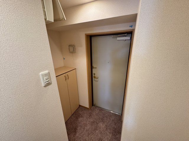 フォーシーズンズ八柱 の玄関