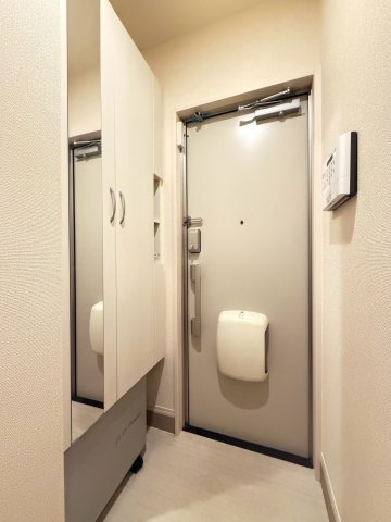 セジュールFの玄関