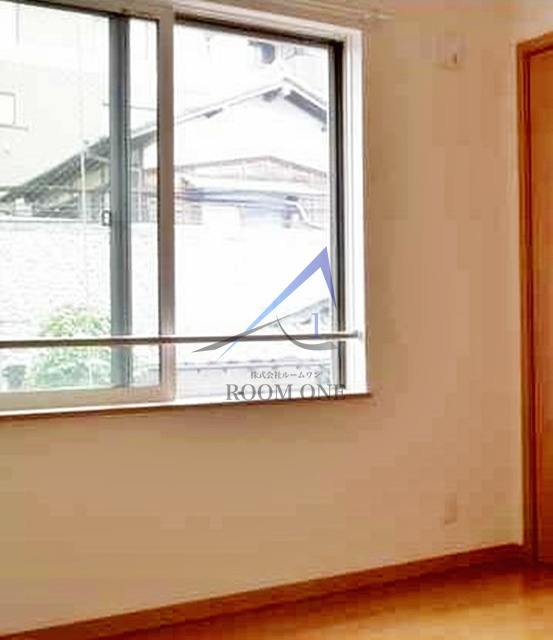 メゾンヤードの居間・リビング|洋室のお部屋です。