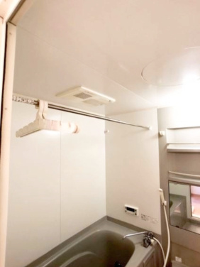 【設備】 | クレールE棟 | 浴室乾燥機
※イメージ　同物件別号室の写真