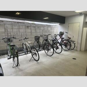 ラフィーヌすみだの駐車場