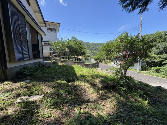 下田市　笹峯台の庭