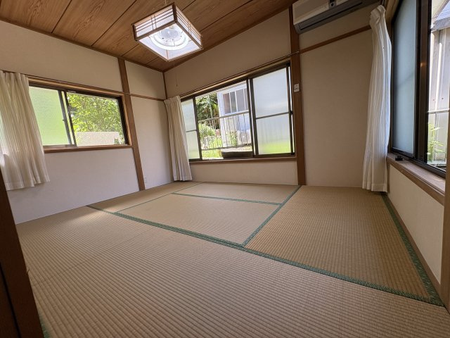 下田市　笹峯台の和室