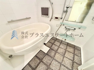 【浴室】 | プレサンス神戸和田岬ステーションフロント | おしゃれな浴室♪まあるい浴槽に癒されます♪