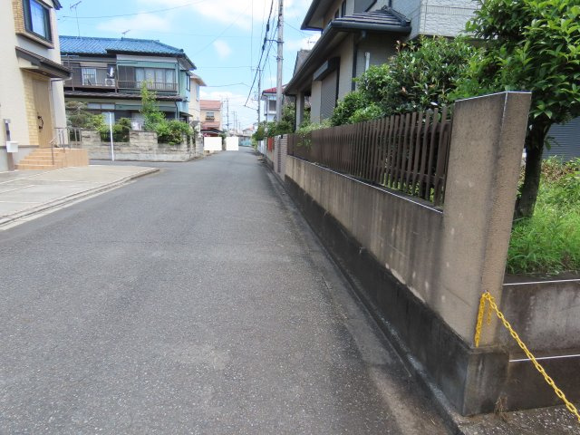 鶴ヶ島市上広谷売地の前面道路含む現地写真