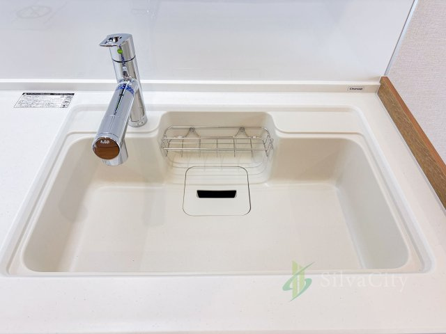 第1フォンタナ駒沢のキッチン|シンク浄水機能付き