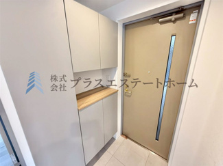 【その他】 | ワコーレシャロウ御屋敷通 | 人を迎え入れる最初の場所だからこそ、清潔感があり纏まった空間にしていただけるように、大型シューズBOXを設置♪