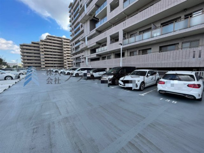 【その他】 | シーアイマンション須磨エクシード | 敷地内の平面駐車場で入出庫楽々です♪