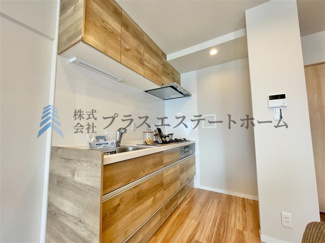 【洋室】 | シーサイドシャトー塩屋 | 【当社施工事例】洋室はシンプルな配色にしていますので、お客様好みの家具を配置頂けます♪