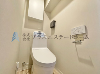 【その他】 | シーサイドシャトー塩屋 | 【当社施工事例】身支度やお風呂上がり、寝る前の準備などの際に嬉しい大きな鏡付きです♪
