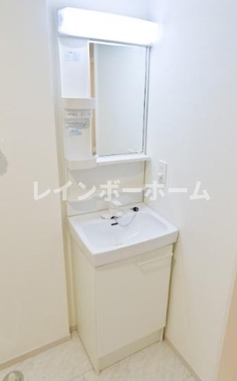 DELIGHT TOWN北本の独立洗面台