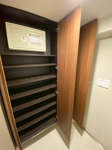 パークホームズ杉並善福寺川緑地の玄関