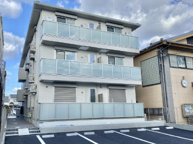 エムライズ大蔵中町のバルコニー