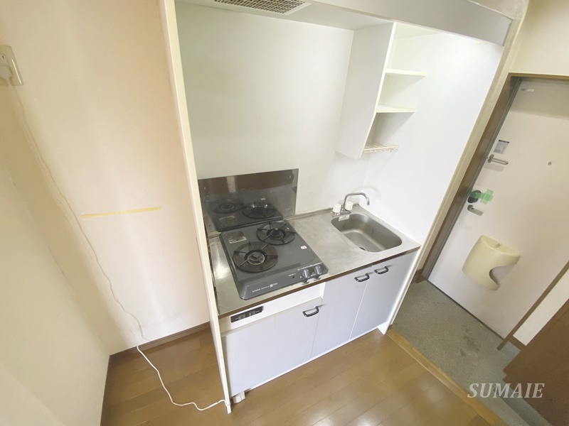 アムールPinoのキッチン|コンパクトなキッチンで掃除もラクラク☆