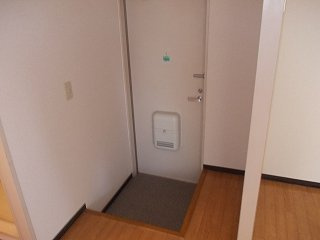 【玄関】 | ニューシティ小林