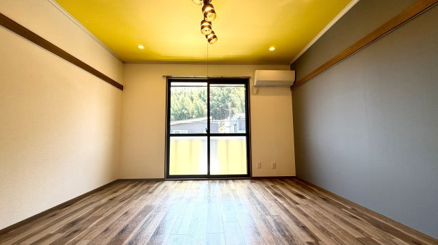 ハイコーポ柳郷地Cの洋室