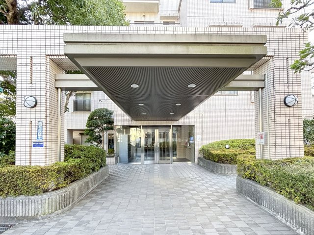 藤和仙川コープ（4階部分）／仲介手数料無料／新規フルリノベーションのエントランス
