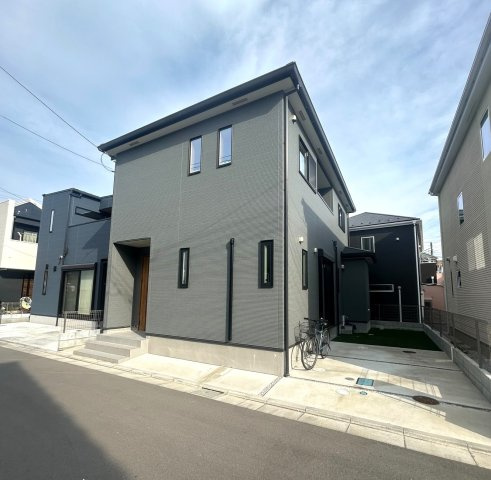 【前面道路含む現地写真】の画像