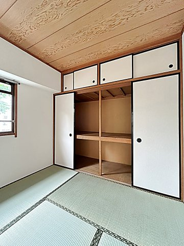 新橘ビルの収納