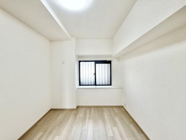 エスポア横須賀の洋室|洋室③