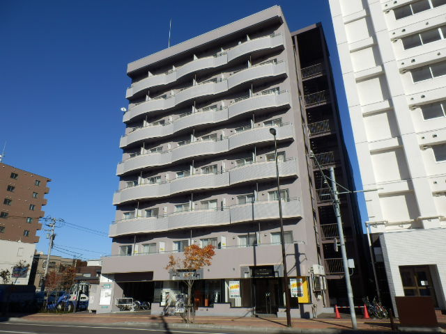 メゾンクレスト北大前