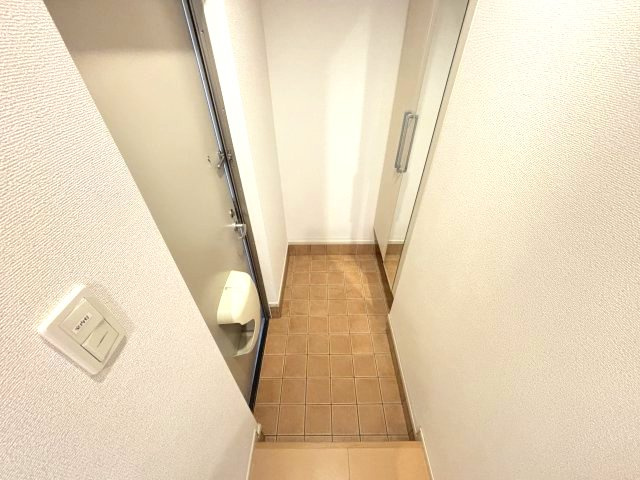 ガーデンダイキの玄関