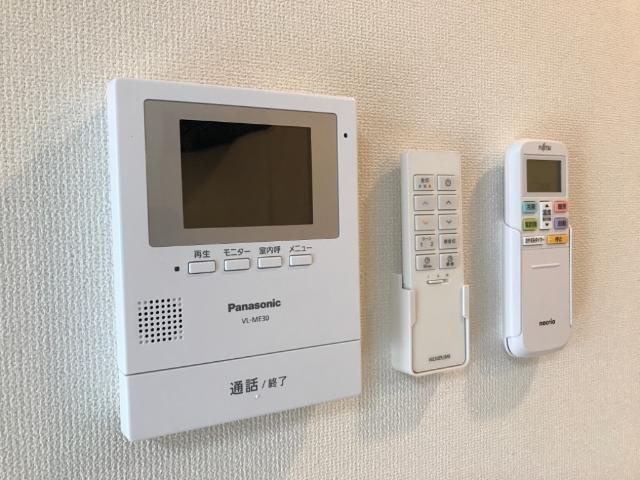 Ｃｈａｔｅａｕ・Ａｒｖ（シャトー・アルヴ)の内装|カメラ付インターホン（イメージ）