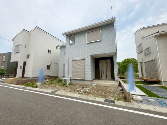 守山市焔魔堂町　新築戸建ての外観