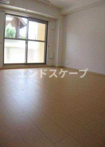カーサ・セレーノの居間・リビング|高崎、前橋のお部屋探しはエンドスケープまで！お客様の理想お聞かせ下さい♪
